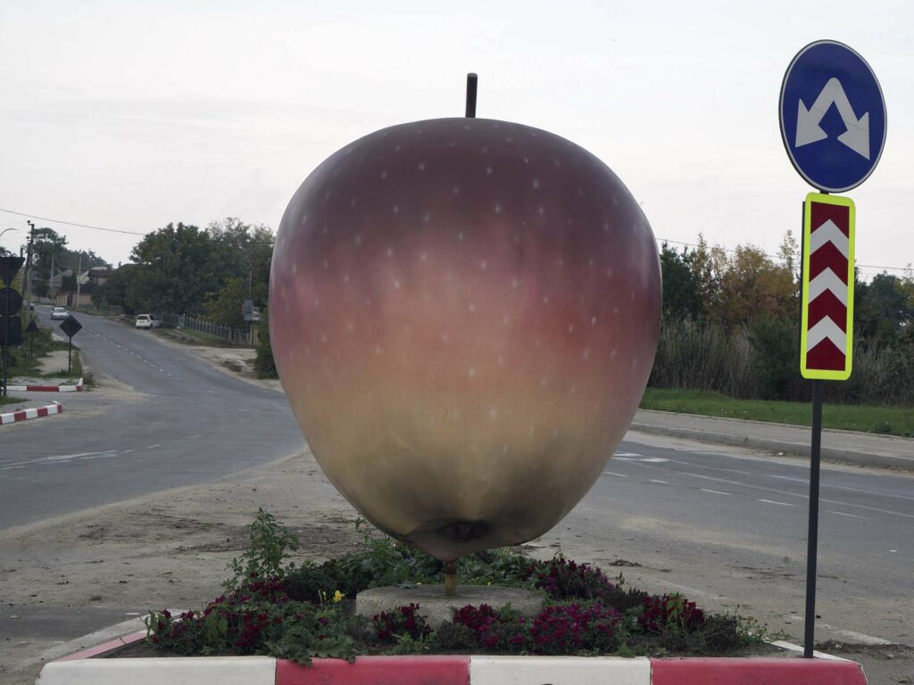 An der Straße von Chișinău nach Otaci. Foto: © Frank Gaudlitz