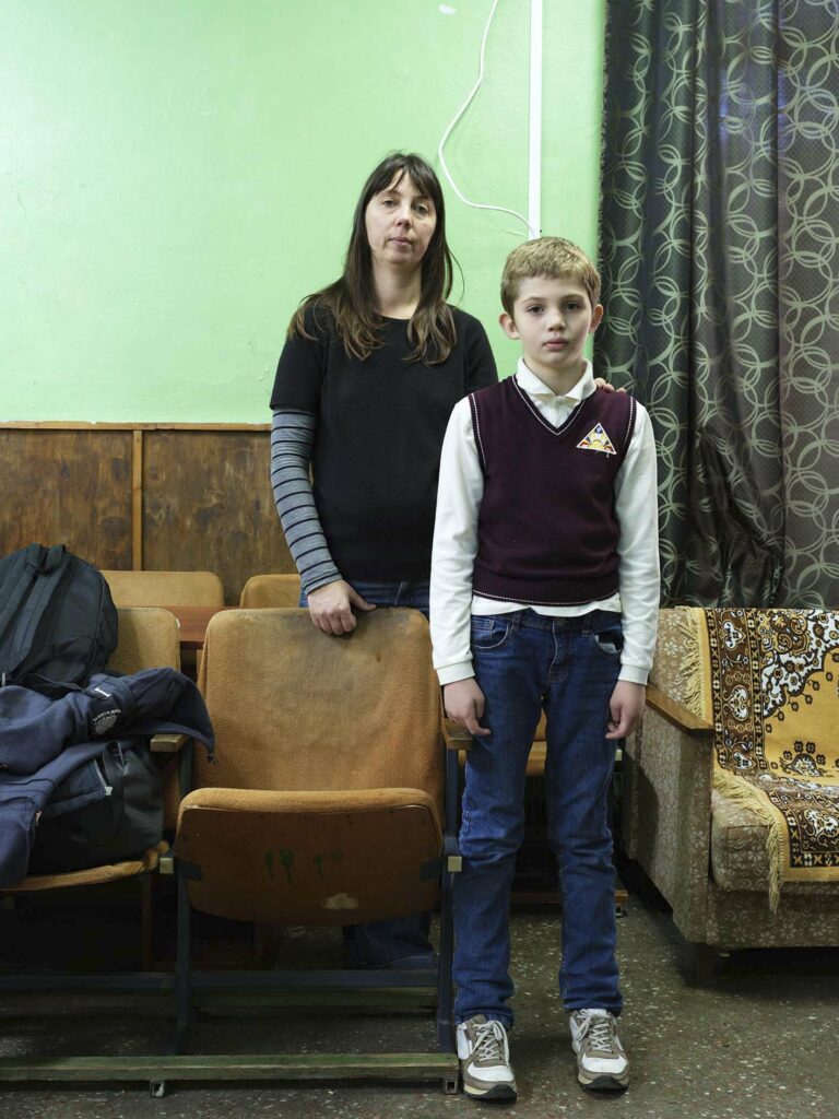 Nadezhda N., 39 Jahre, mit ihrem Sohn Maksim, 10 Jahre, aus Nikolaev Foto: © Frank Gaudlitz